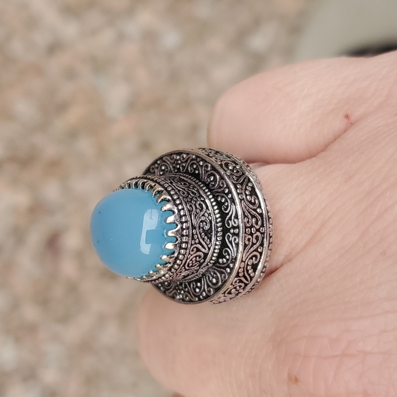 New Oversized Chalcedony 925 Silver Statement Ring. - Picture 6 of 10